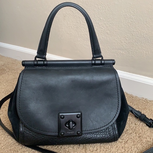 Coach - Picture 3 of 11